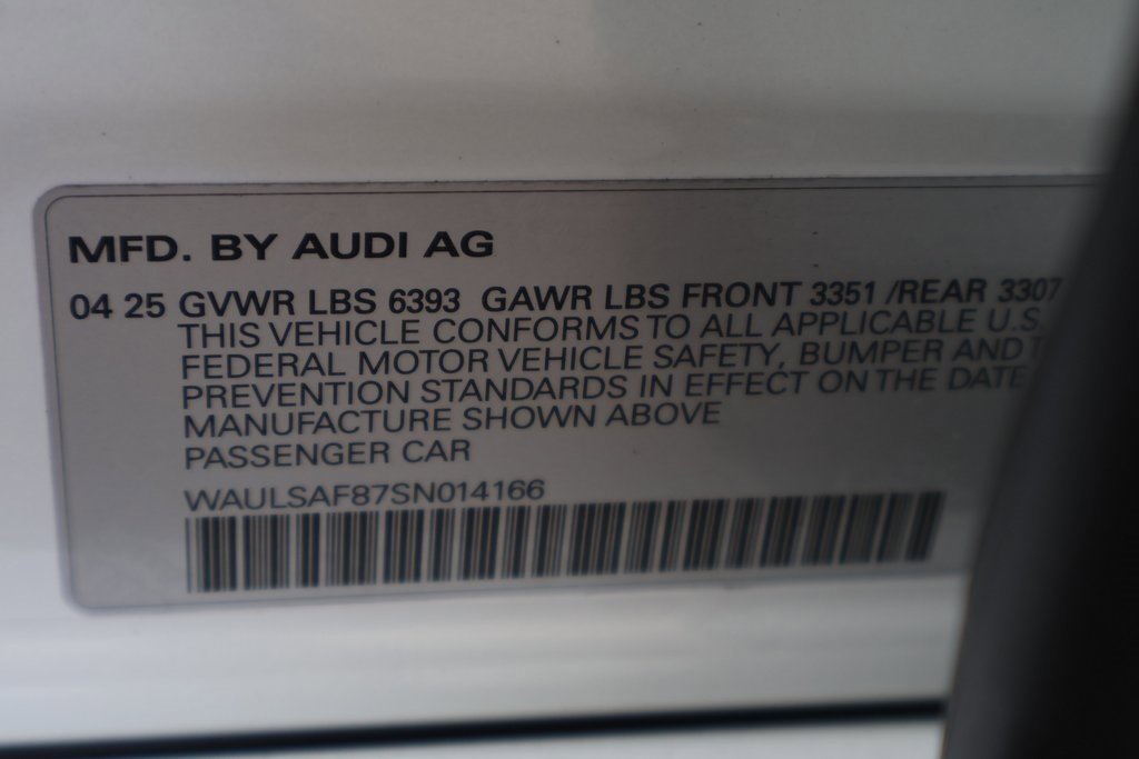 Used 2025 Audi S8 w/ Executive Package image 30