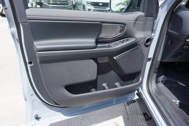 New 2027 Ford Expedition Platinum w/ Driver's Package AWD/4WD image 33