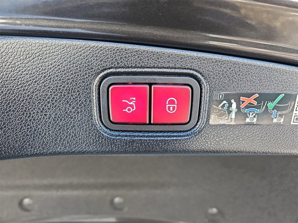 Used 2022 Mercedes-Benz E 450 4MATIC Coupe image 24