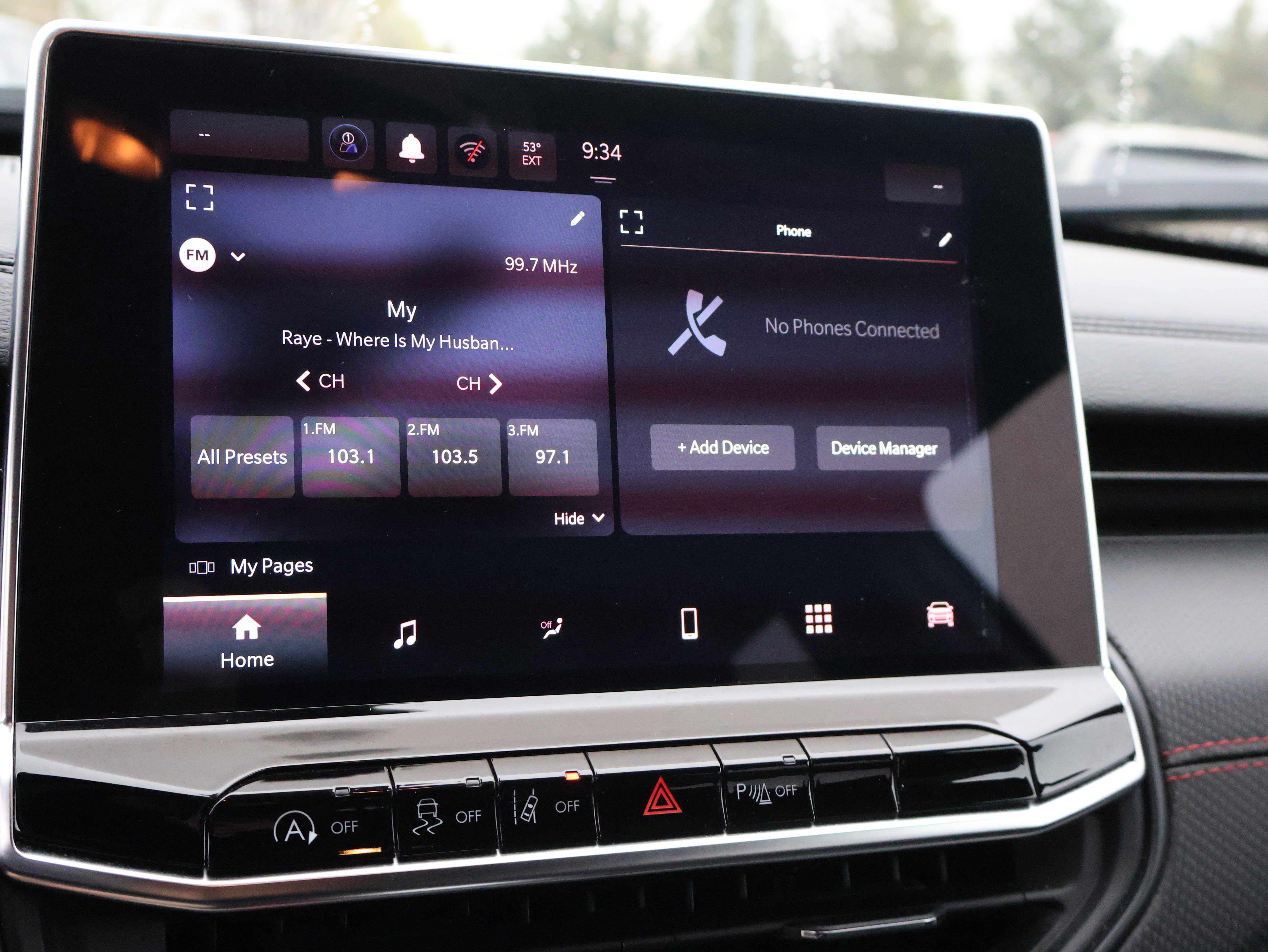 Used 2025 Jeep Compass Trailhawk AWD/4WD image 23