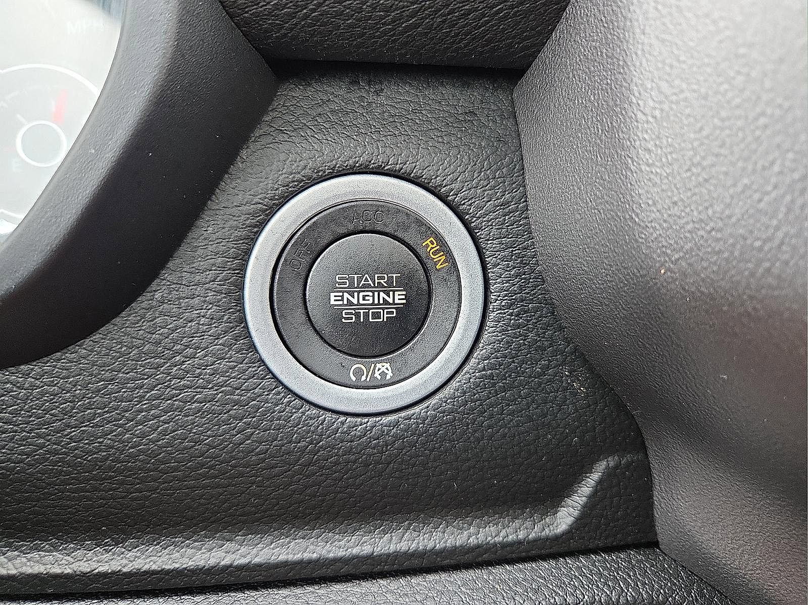 Used 2022 RAM 1500 Laramie AWD/4WD image 22