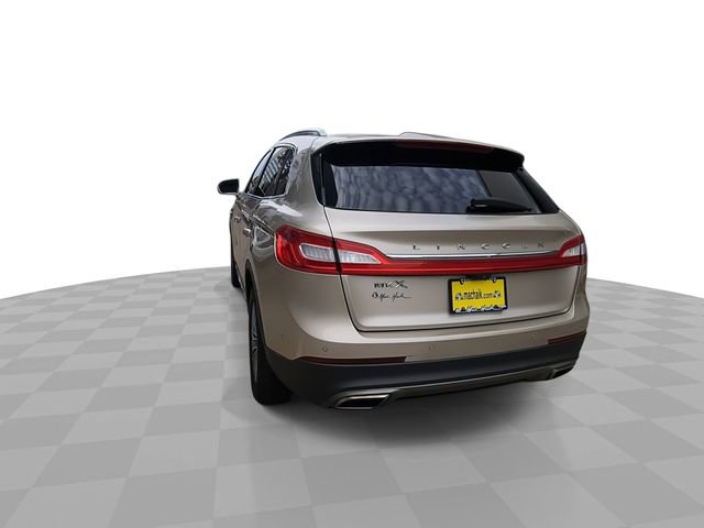 Used 2017 Lincoln MKX Select w/ Select Plus Package FWD image 7