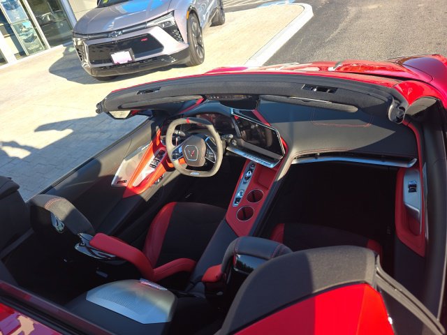 Used 2026 Chevrolet Corvette Z06 w/ Z07 Performance Package RWD image 18