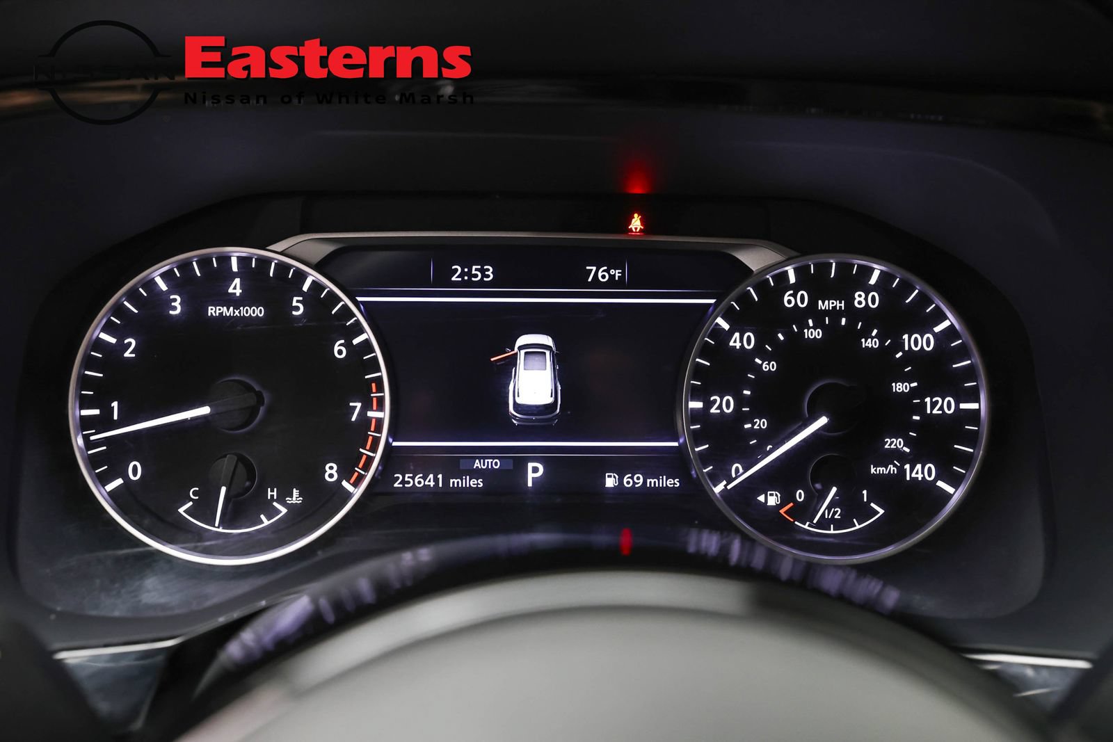 Used 2023 Nissan Pathfinder SL AWD/4WD image 17