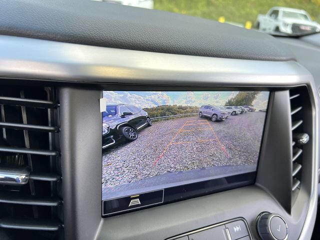 Used 2023 GMC Acadia SLT w/ Preferred Package image 14