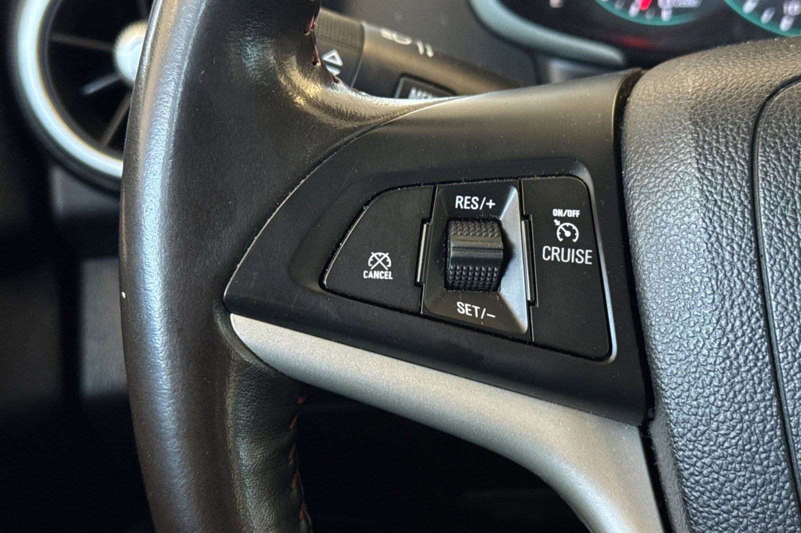 Used 2017 Chevrolet Sonic Premier FWD image 25