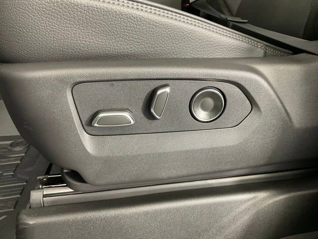 New 2026 GMC Yukon Denali w/ Denali Reserve Package image 30