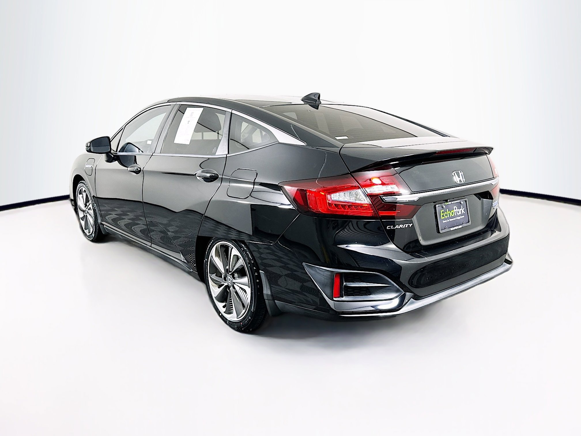 Used 2018 Honda Clarity Touring image 5