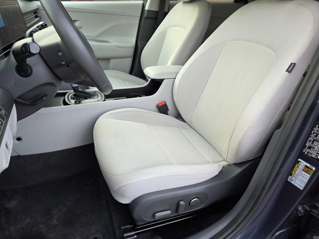 Used 2024 Hyundai Kona SEL image 19