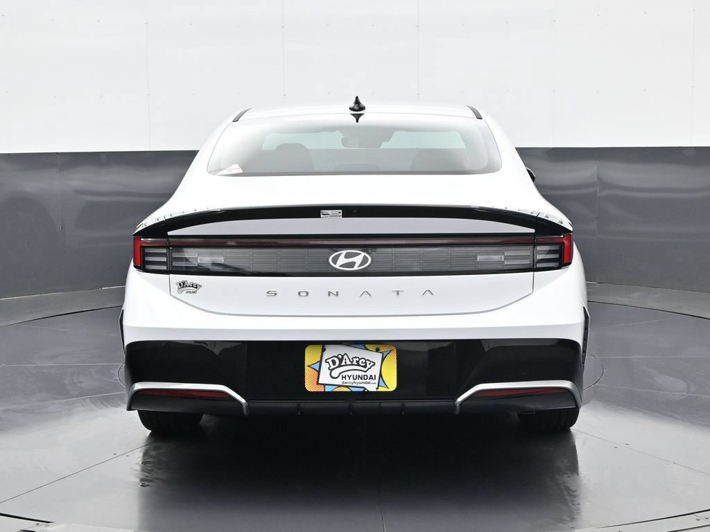 New 2026 Hyundai Sonata SEL FWD image 6