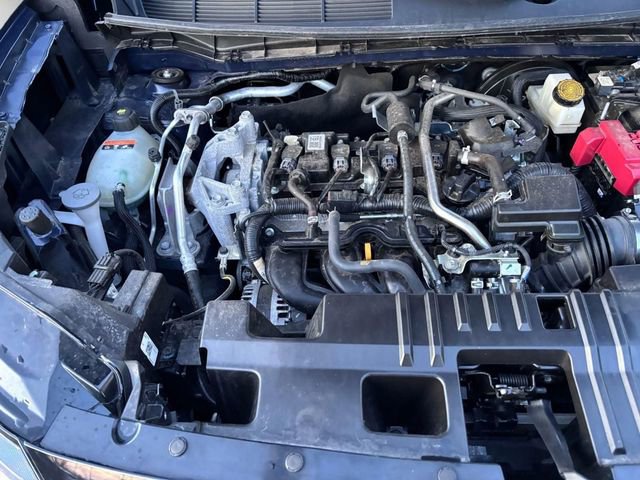 Used 2025 Nissan Kicks SV image 34