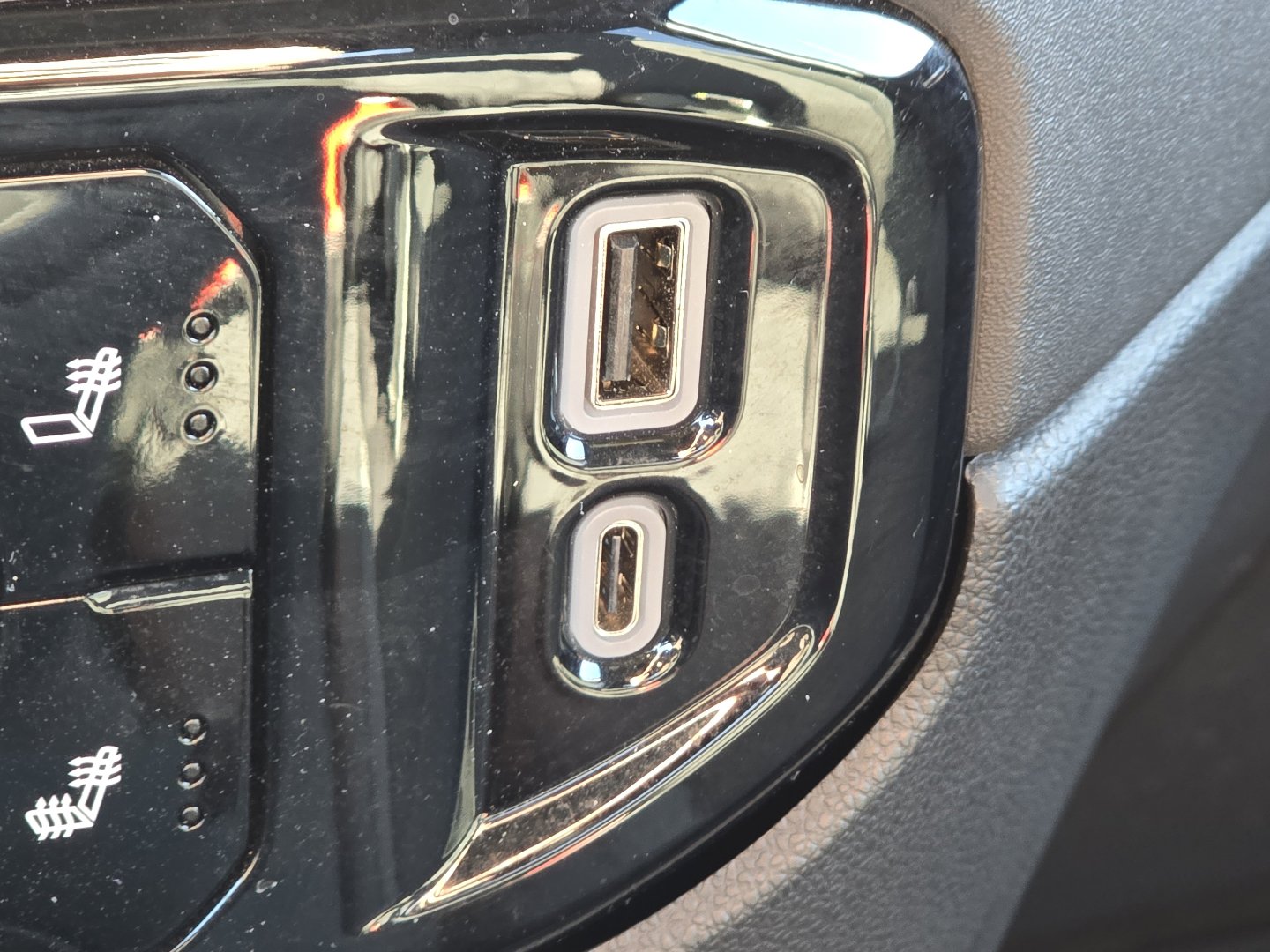 Used 2023 Chevrolet Silverado 1500 RST image 8