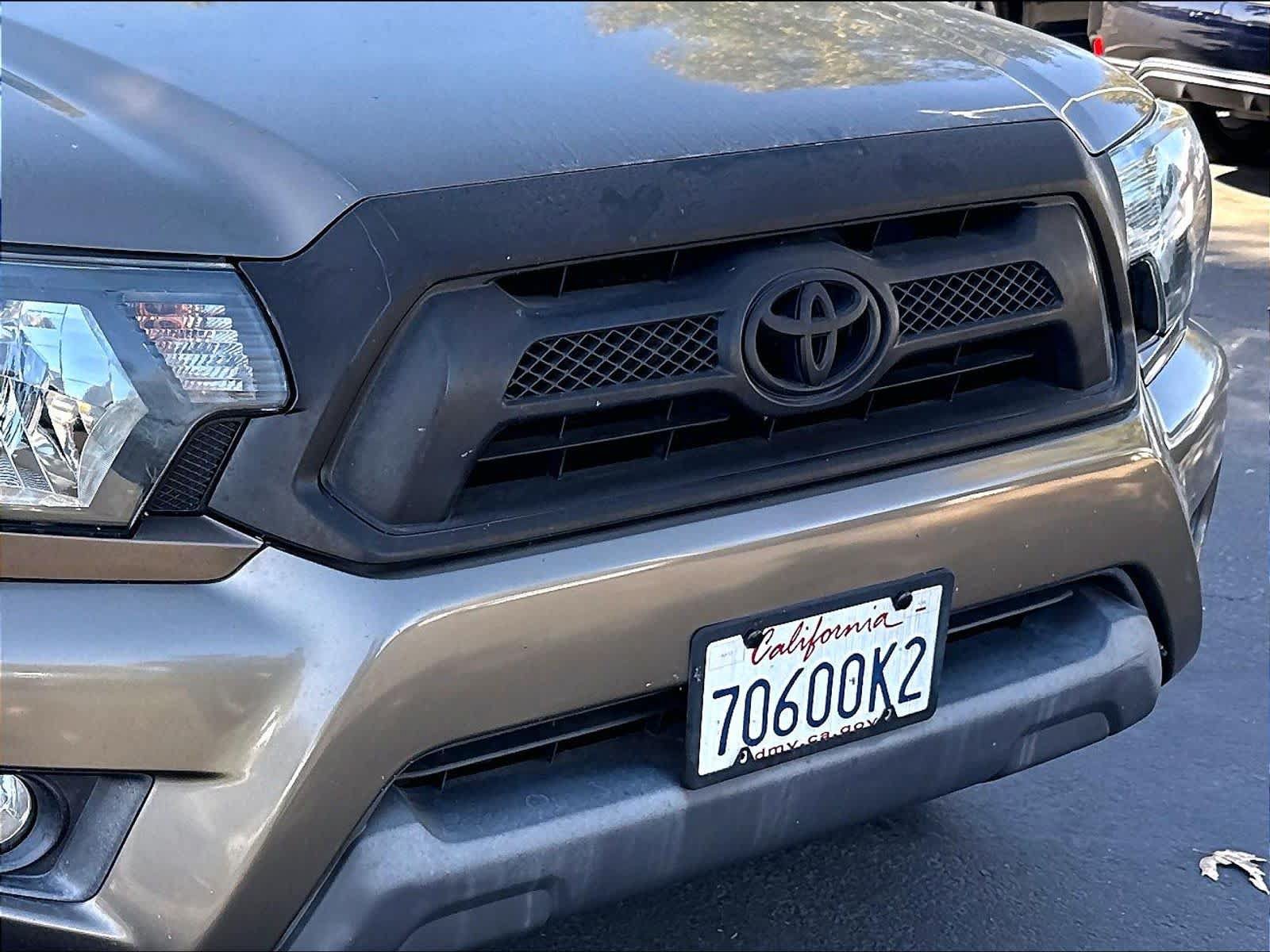 Used 2014 Toyota Tacoma 4x4 Access Cab V6 w/ SR5 Package image 28