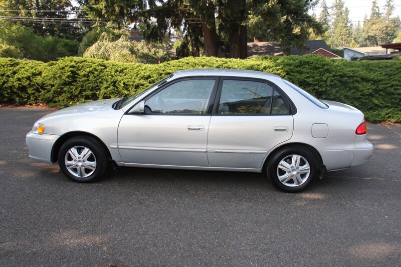Used 2002 Toyota Corolla LE FWD image 12
