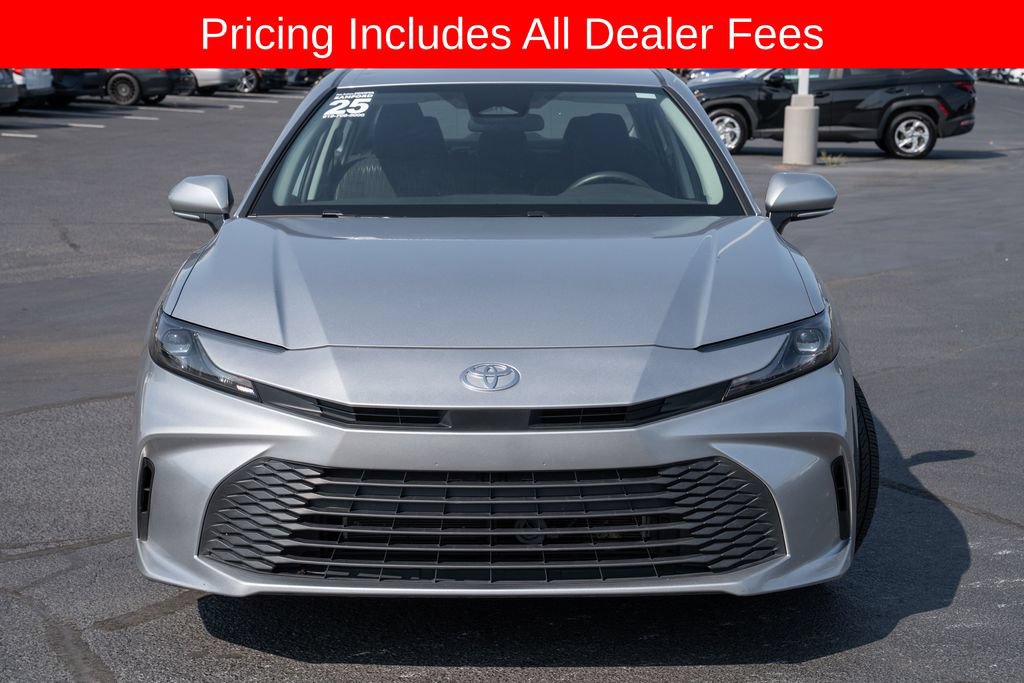 Used 2025 Toyota Camry LE FWD image 2