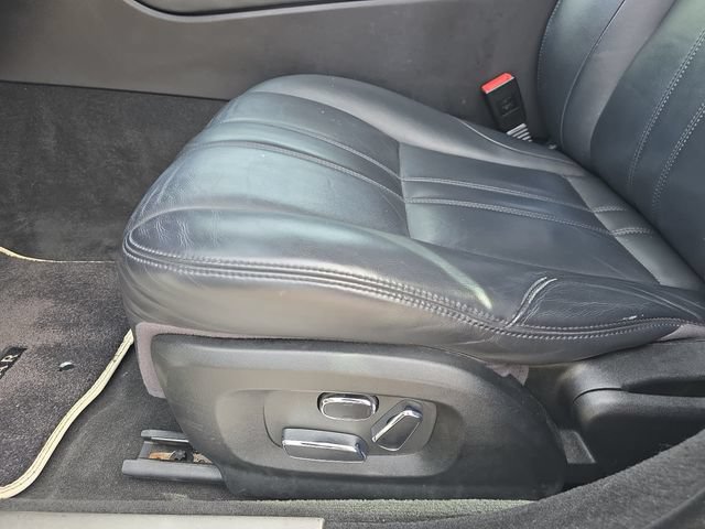 Used 2013 Jaguar XJ AWD image 21