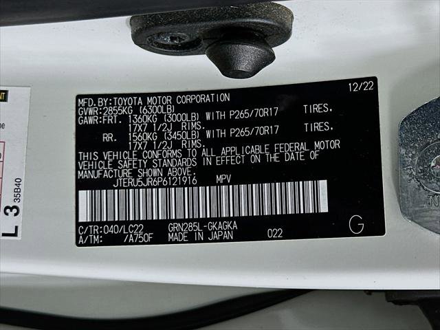 Certified 2023 Toyota 4Runner TRD Off-Road Premium AWD/4WD image 32