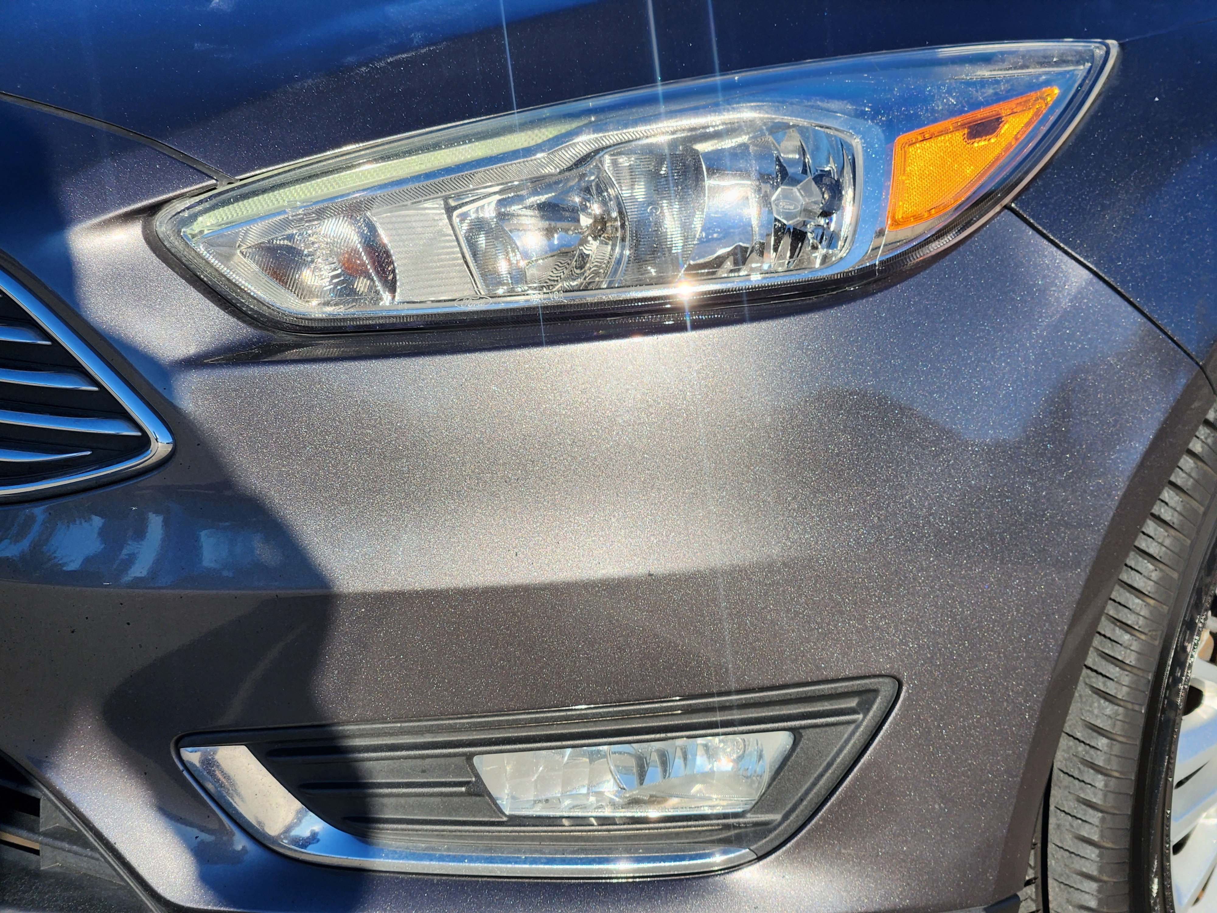 Used 2017 Ford Focus Titanium image 9