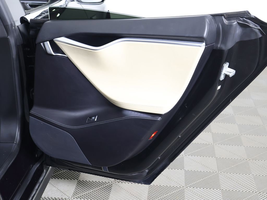 Used 2015 Tesla Model S P90D AWD/4WD image 25