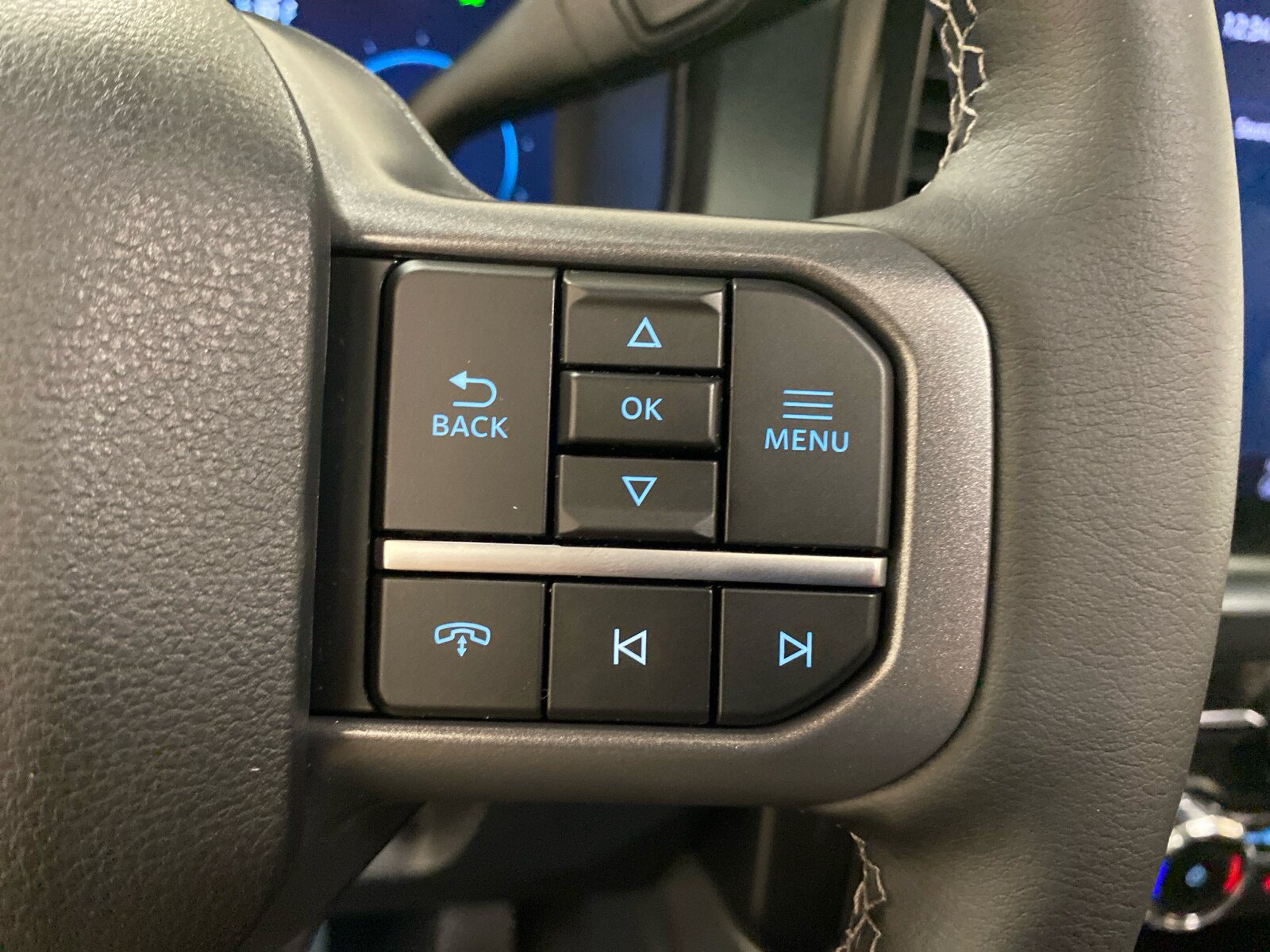 New 2026 Ford F350 Lariat w/ Tremor Off-Road Package AWD/4WD image 22