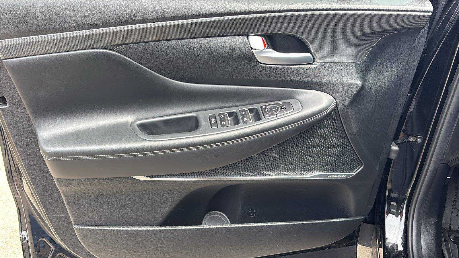 Used 2023 Hyundai Santa Fe SEL w/ Premium Package FWD image 15