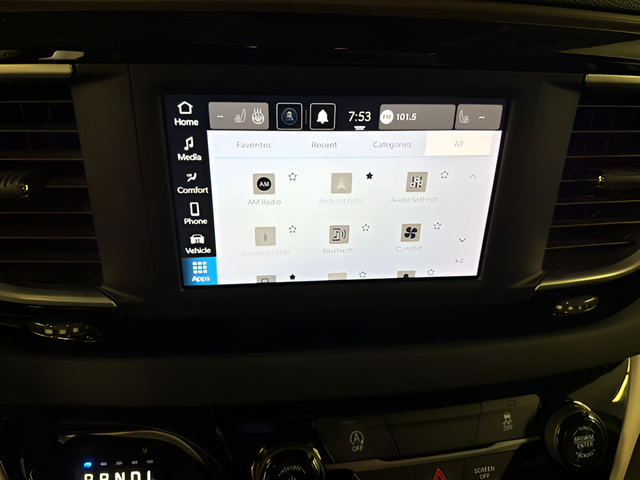 Used 2024 Chrysler Voyager LX FWD image 8