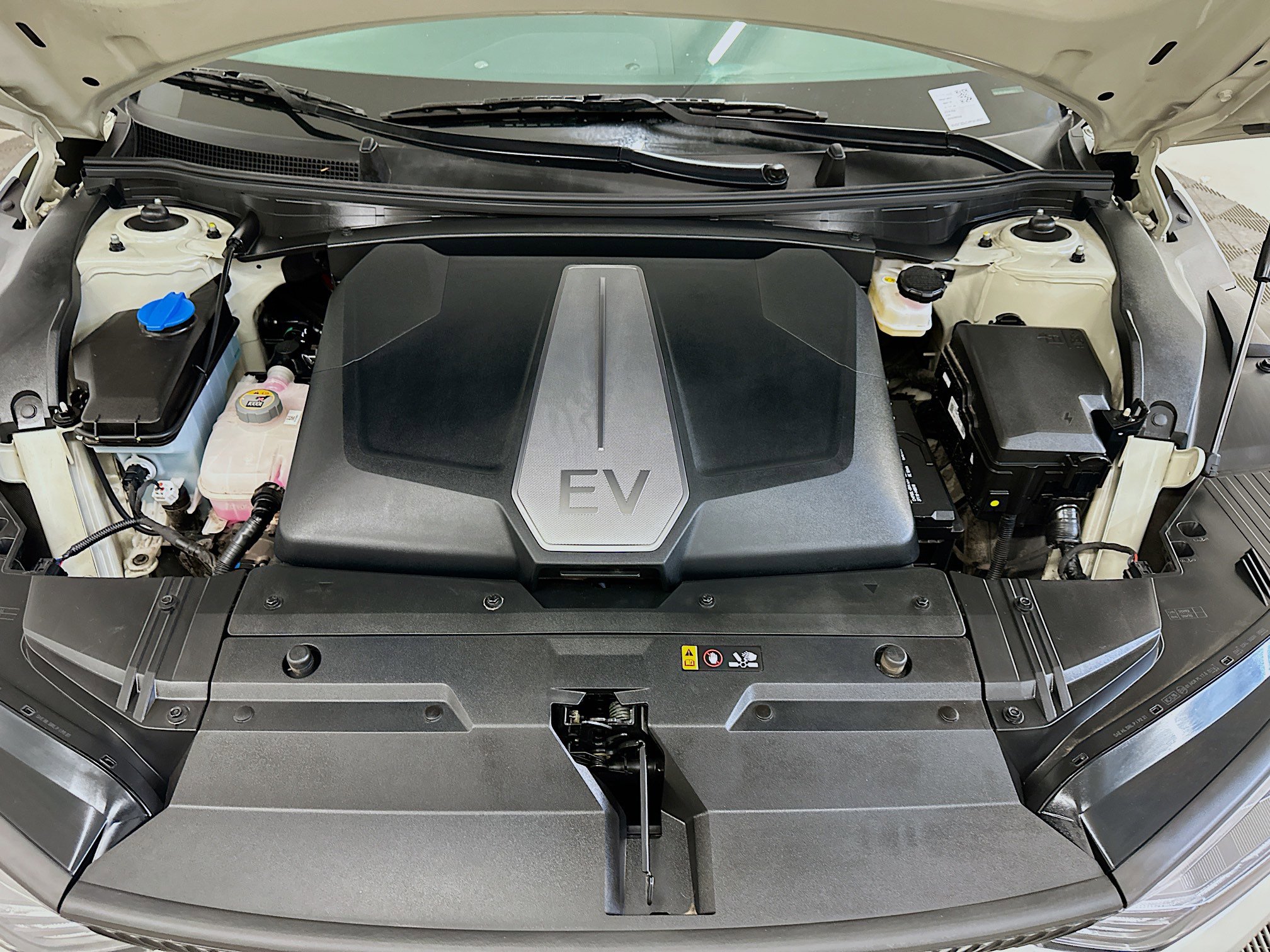 Used 2024 Kia EV6 Wind w/ Wind Technology Package AWD/4WD image 35
