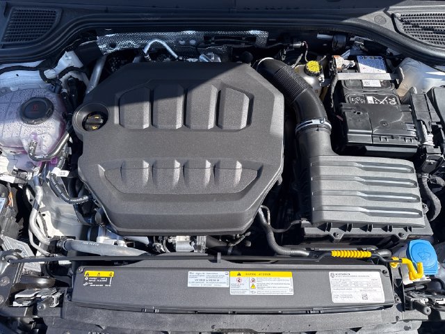 New 2026 Volkswagen GTI SE FWD image 31