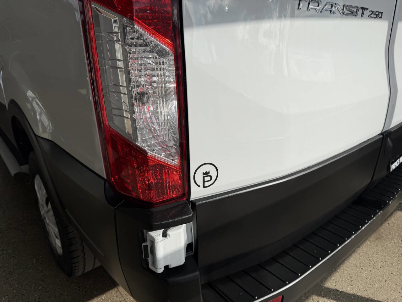 Used 2024 Ford Transit 250 Low Roof w/ Exterior Upgrade Package image 26