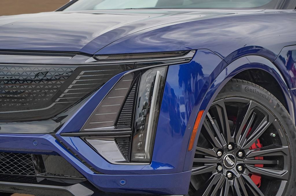 New 2026 Cadillac Lyriq V w/ LPO, Floor Liner Package image 3