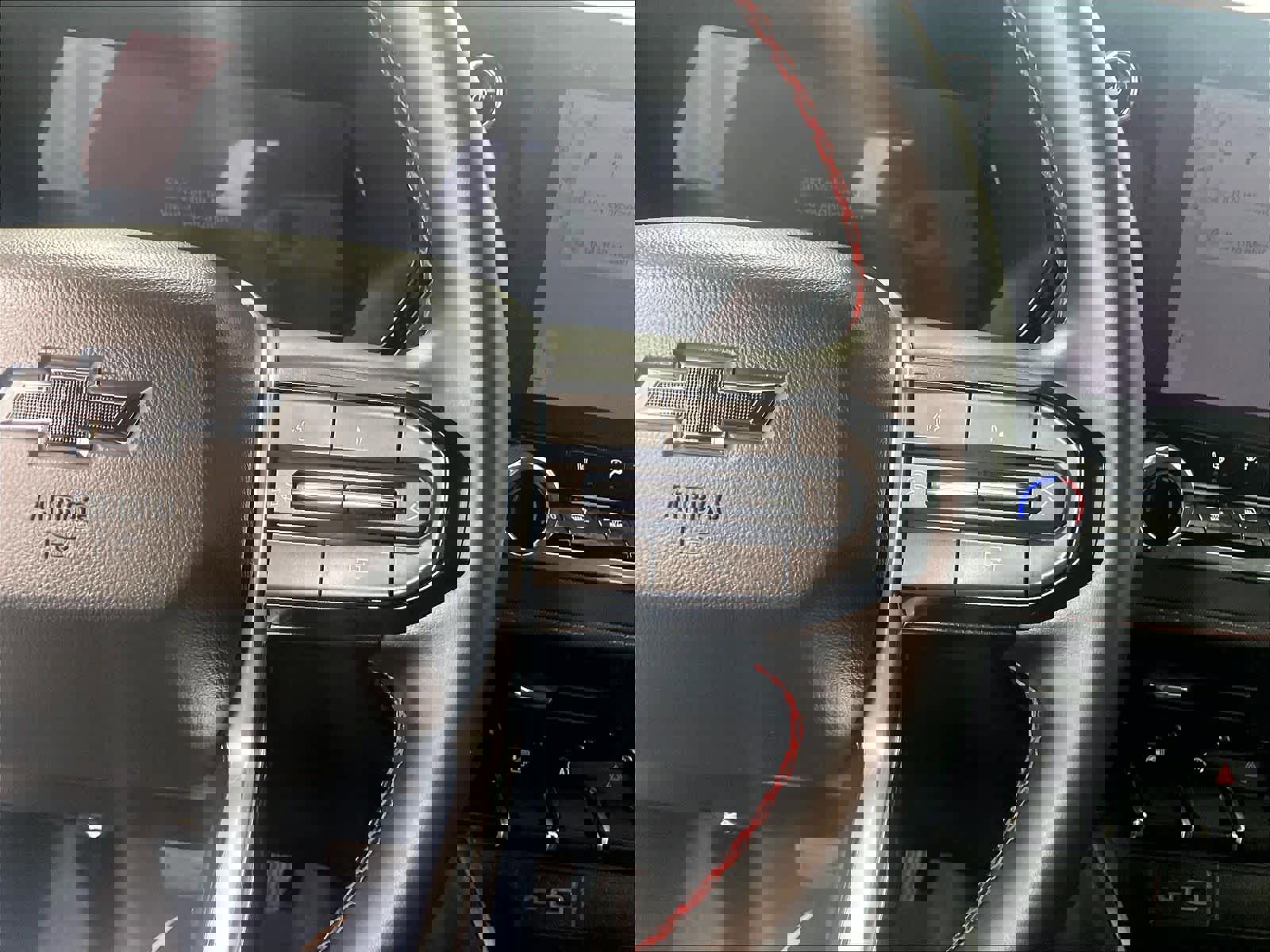 Used 2024 Chevrolet Colorado Z71 w/ Z71 Convenience Package 2 image 23