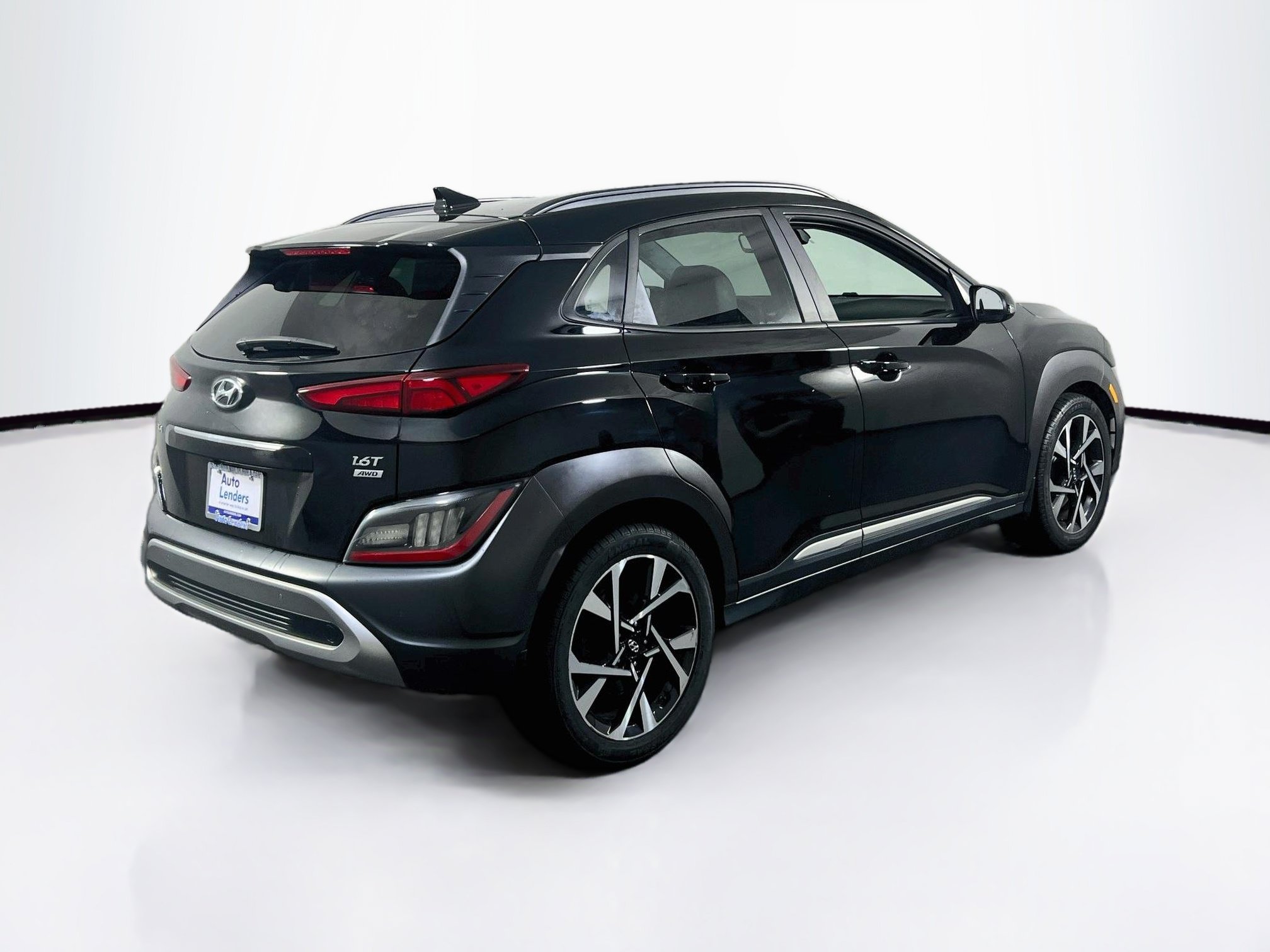 Used 2023 Hyundai Kona Limited w/ Cargo Package AWD/4WD image 5