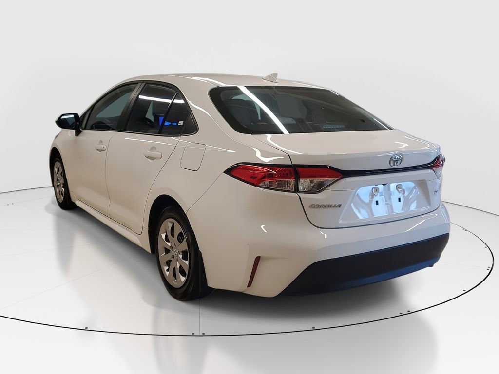 Used 2025 Toyota Corolla LE image 5