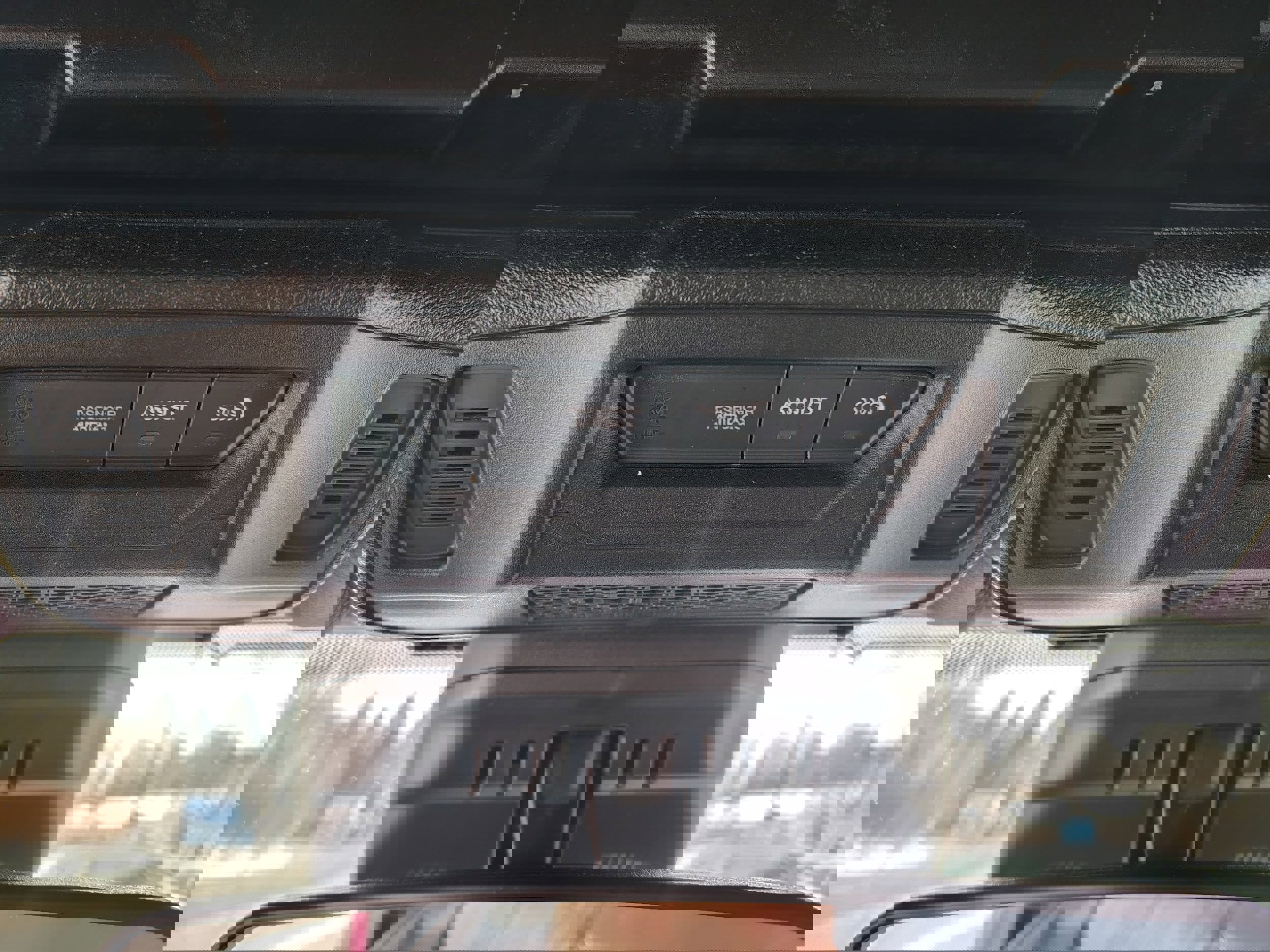 Certified 2024 Jeep Wrangler Willys image 28