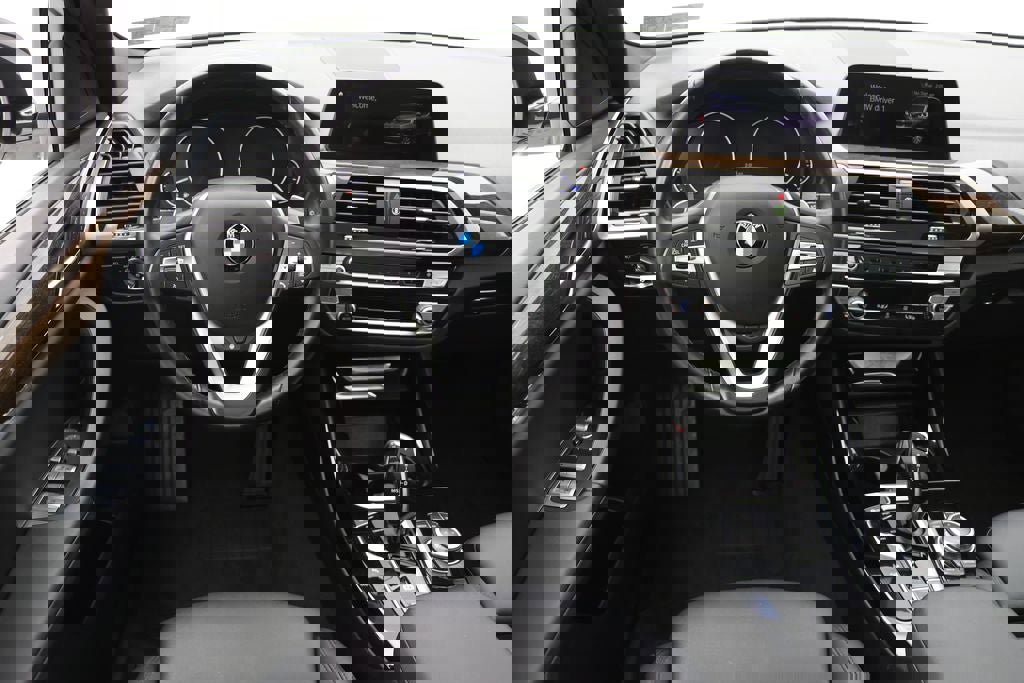 Used 2021 BMW X3 xDrive30i w/ Convenience Package image 11