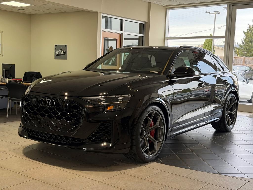 New 2026 Audi RS Q8 performance AWD/4WD image 3