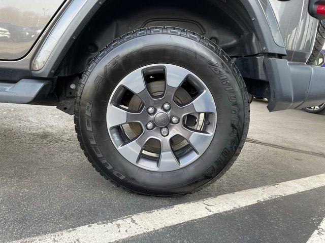 Used 2018 Jeep Wrangler Unlimited Sahara w/ Dual Top Group image 33