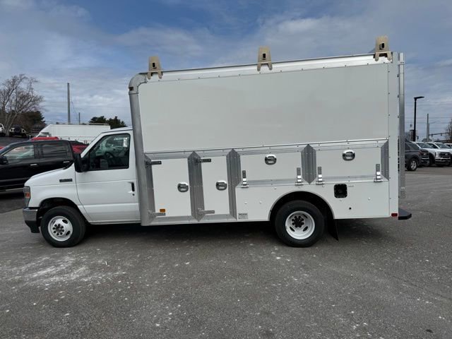 New 2026 Ford E-350 and Econoline 350 Super Duty w/ Power Equipment Group image 7