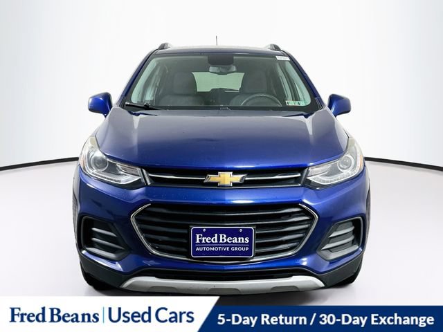Used 2017 Chevrolet Trax LT w/ Driver Confidence Package AWD/4WD image 2