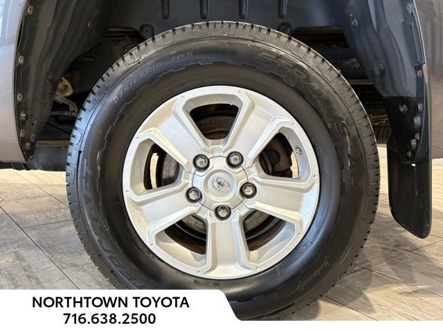Used 2016 Toyota Tundra SR5 w/ SR5 Upgrade Package image 50