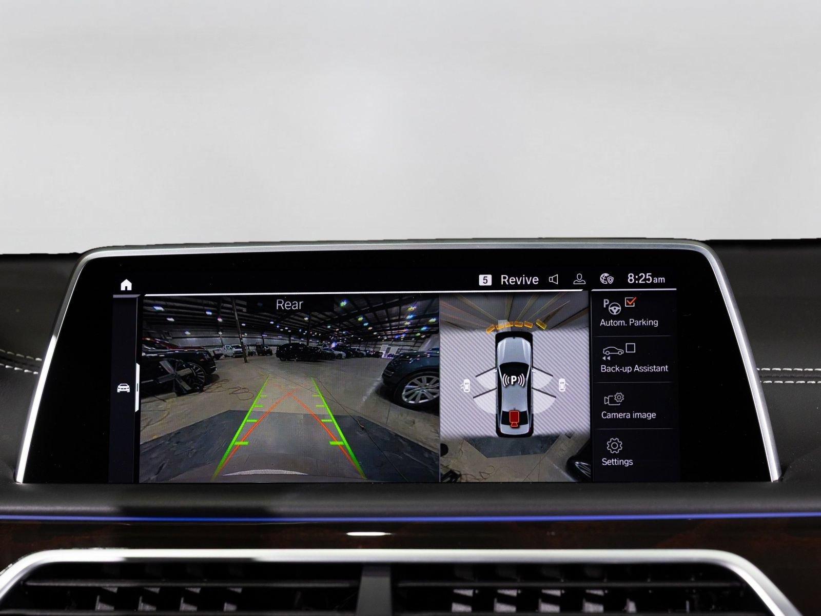 Used 2022 BMW ALPINA B7 xDrive w/ Interior Design Package AWD/4WD image 35