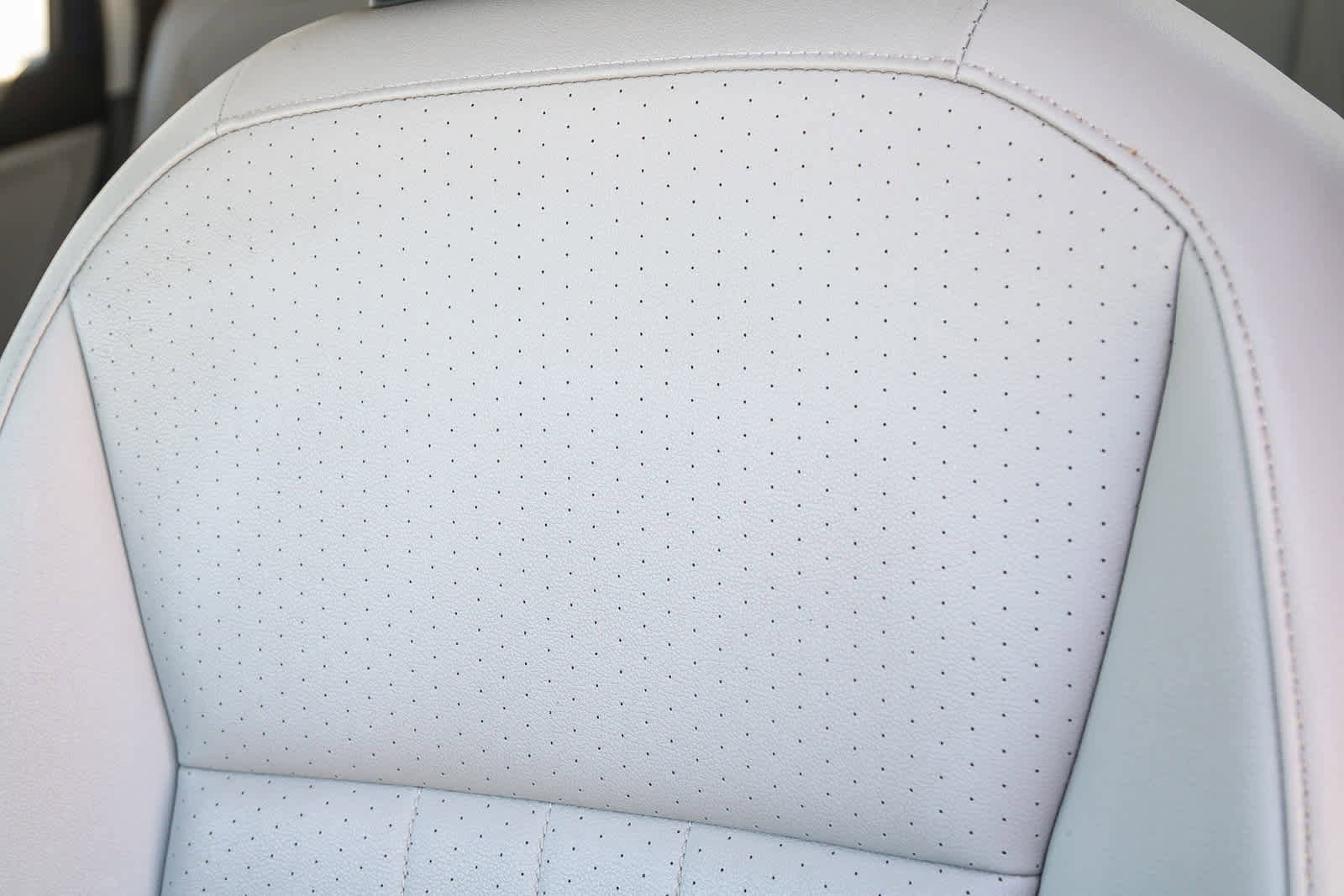 Used 2022 Volkswagen Tiguan SE image 26