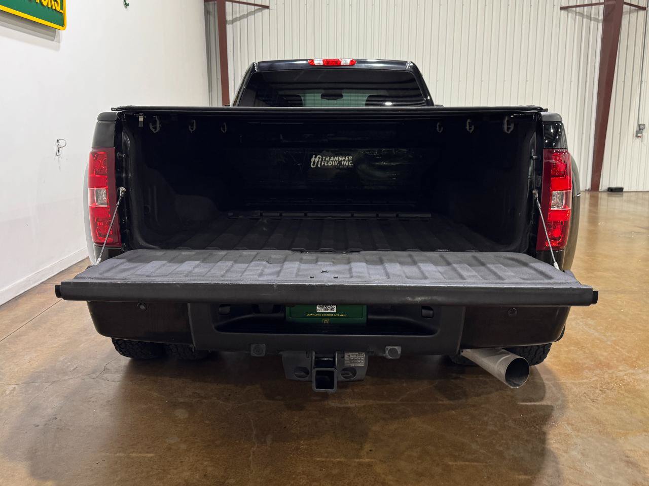 Used 2011 GMC Sierra 3500 Denali AWD/4WD image 38