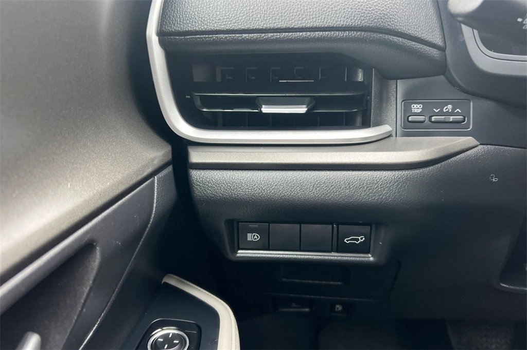 Certified 2024 Toyota Grand Highlander XLE image 31