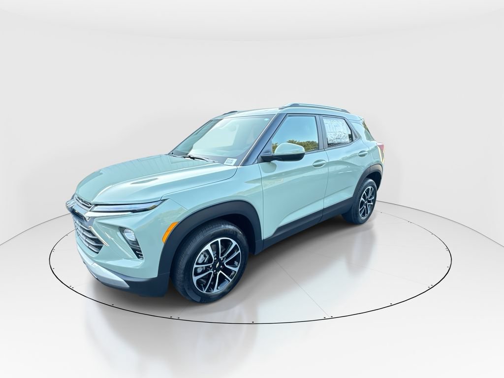 New 2026 Chevrolet TrailBlazer LT w/ LT Cold Weather Package FWD image 4