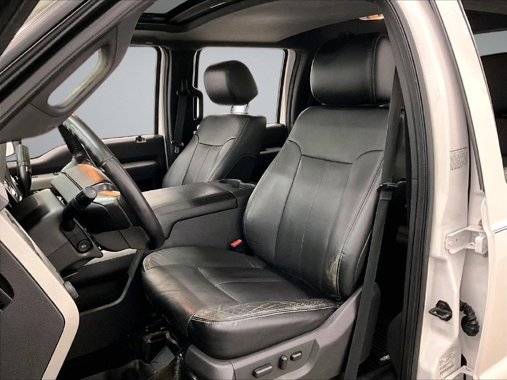 Used 2016 Ford F350 Lariat w/ Lariat Ultimate Package AWD/4WD image 21