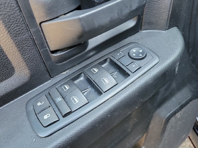 Used 2015 RAM 1500 Express AWD/4WD image 10