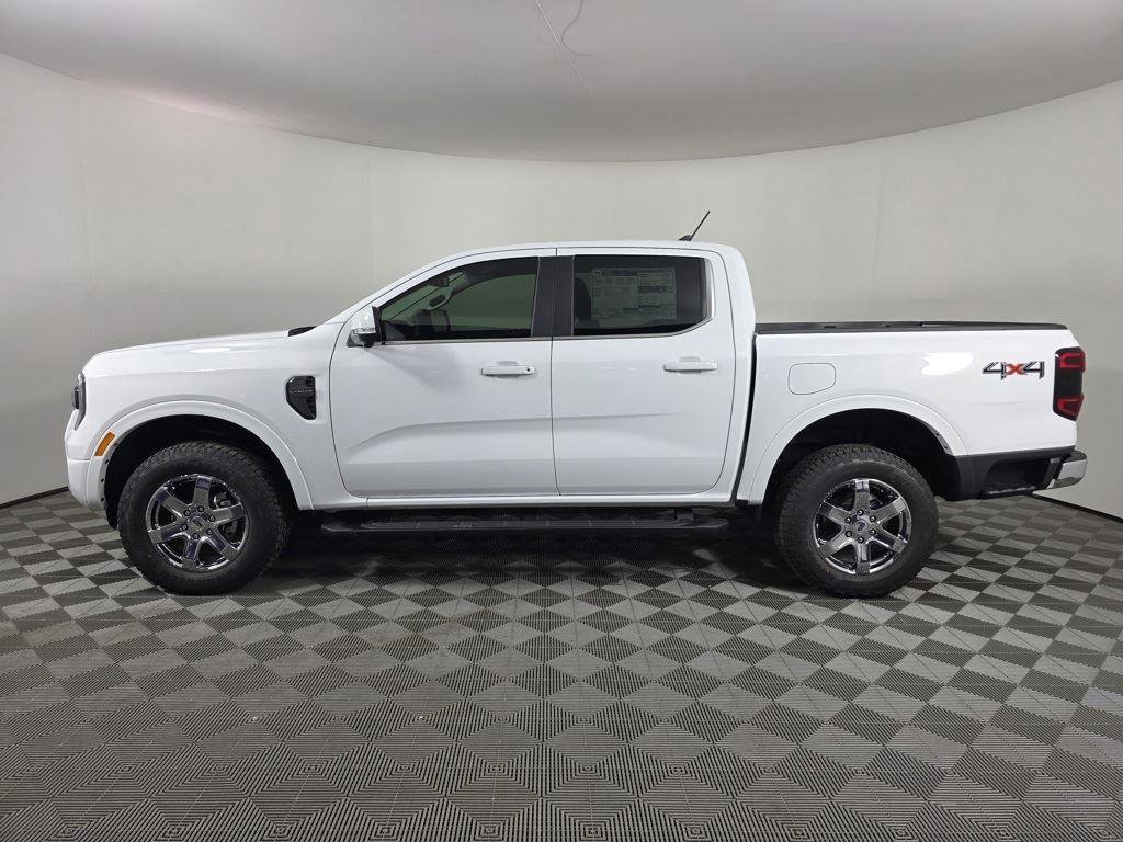 Used 2025 Ford Ranger Lariat w/ Chrome Accent Package image 2