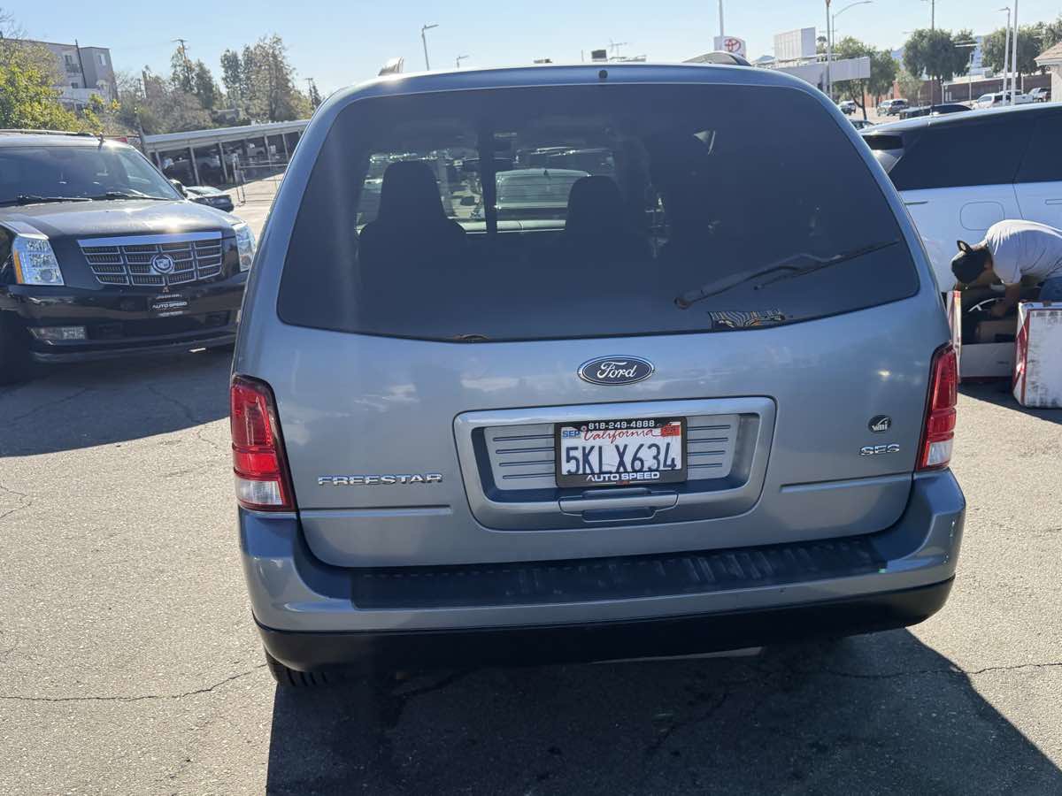 Used 2004 Ford Freestar SES image 4