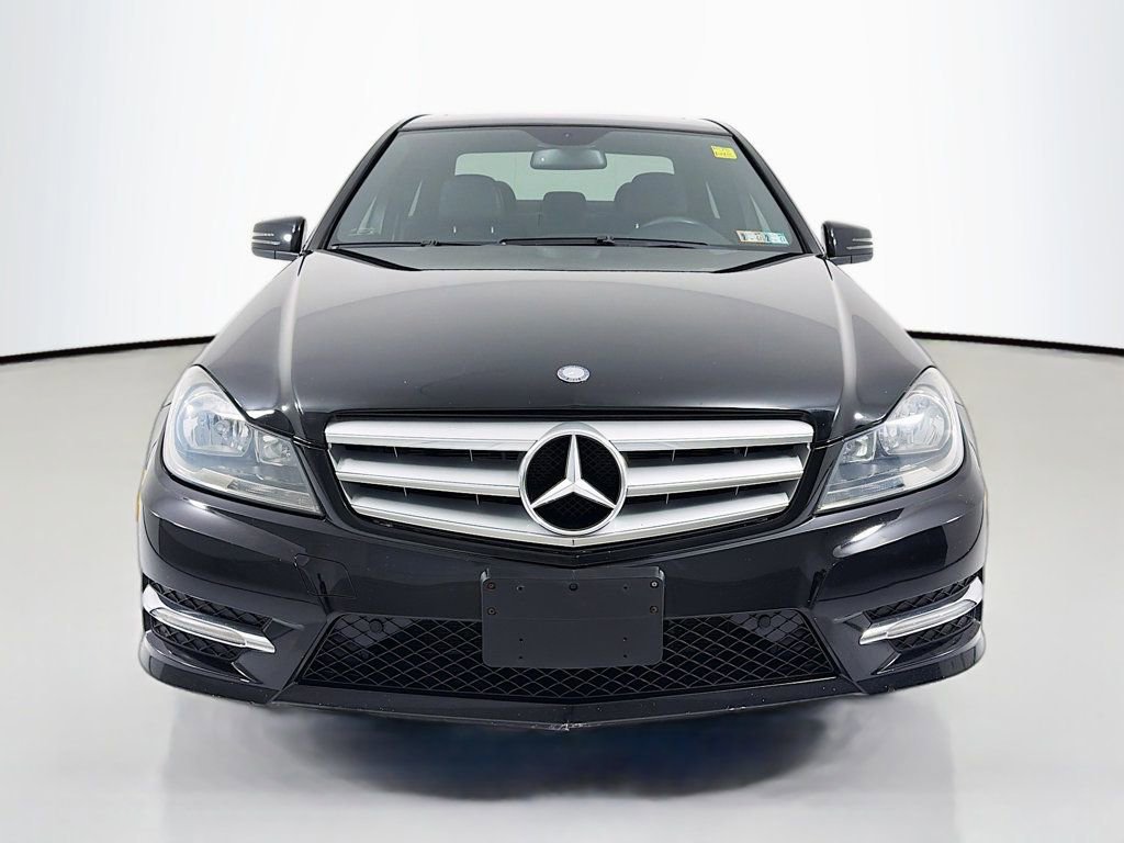 Used 2013 Mercedes-Benz C 300 4MATIC Sedan image 2